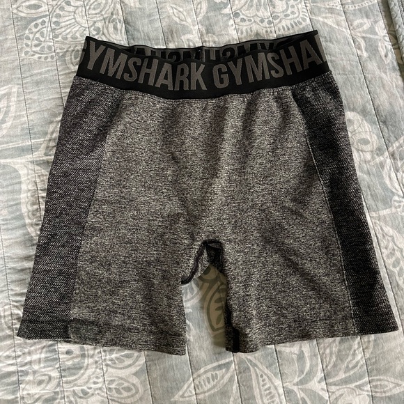Gymshark flex shorts ✨ - Picture 1 of 5